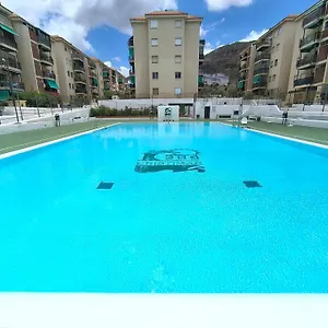 Sun - 3 Bedrooms, Priv Parking, Pool, Ac, Tv Channels, Fibre Net Apartament
